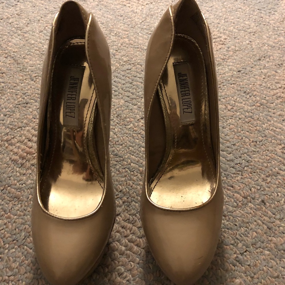 Shoes - Picture 2 of 3